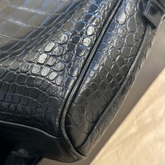 YSL Yves Saint Laurent DUFFLE BRIEFCASE BAG IN CROCODILE-EMBOSSED MATTE LEATHER - Picture 14 of 14